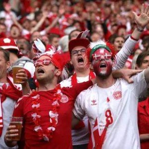 星空体育官网下载入口-【欧洲杯】丹麦4比1完胜俄罗斯 第二名出线完成逆袭